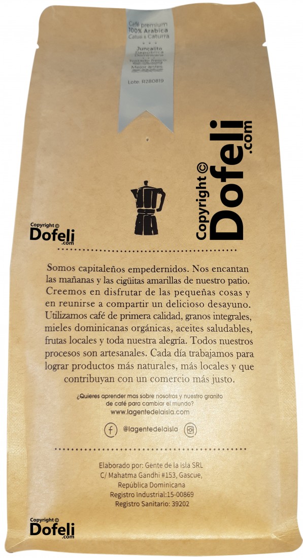 Dominican strong and expressive ground coffee, organic certified, from the region of San José de Ocoa.
